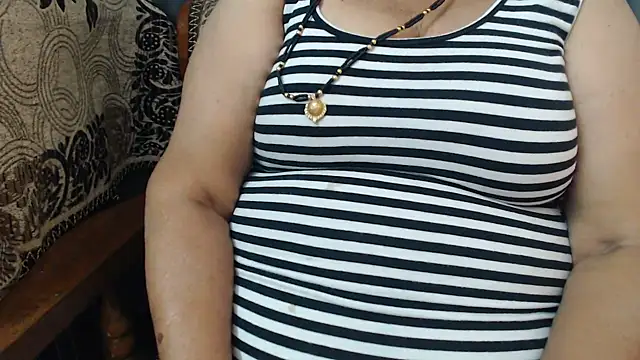 Snapshot of TABOOBREAKERS chatting on February 1, 4:33 pm TABOOBREAKERS online show from February 1, 4:33 pm