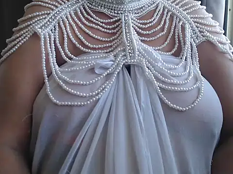 Snapshot of TABOOBREAKERS chatting on February 28, 6:32 am TABOOBREAKERS online show from February 28, 6:32 am