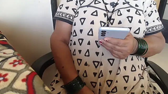 Snapshot of TABOOBREAKERS chatting on March 5, 12:22 pm TABOOBREAKERS online show from March 5, 12:22 pm