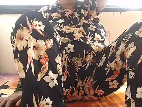 Snapshot of TABOOBREAKERS chatting on March 13, 3:33 am TABOOBREAKERS online show from March 13, 3:33 am