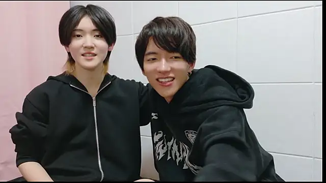 Snapshot of NORA_NEKO_2_2 chatting on November 26, 1:34 pm NORA NEKO 2 2 online show from November 26, 1:34 pm