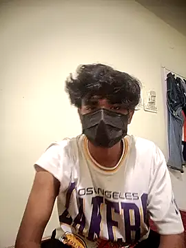 Snapshot of kriZ08 chatting on November 8, 7:08 am kriZ08 online show from November 8, 7:08 am