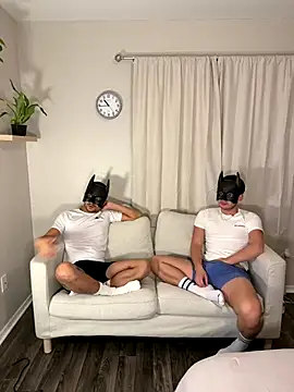 Snapshot of dylan-jacob12 chatting on December 18, 3:45 am dylan-jacob12 online show from December 18, 3:45 am