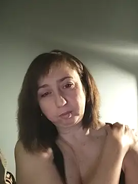 Snapshot of MaryKiki5619 chatting on November 28, 6:54 pm MaryKiki5619 online show from November 28, 6:54 pm