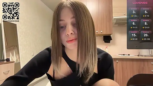 AidaGloshen online show from February 26, 4:06 pm