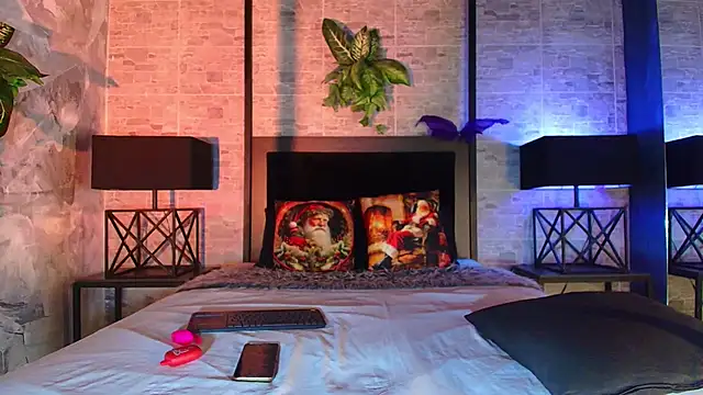 Snapshot of Natasha_Dior chatting on December 18, 2:01 pm Natasha Dior online show from December 18, 2:01 pm