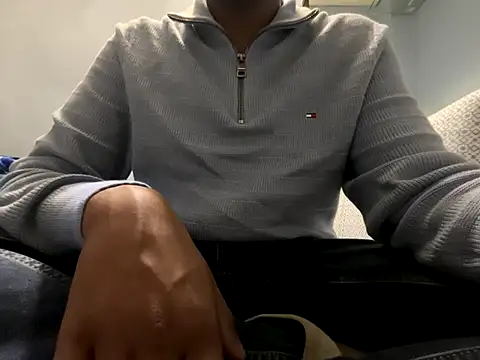 Snapshot of Ira_61814 chatting on December 20, 12:34 pm Ira 61814 online show from December 20, 12:34 pm