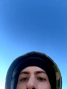 Snapshot of slimshadypt2 chatting on November 21, 4:16 pm slimshadypt2 online show from November 21, 4:16 pm