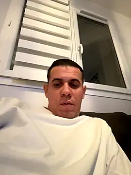 Snapshot of Xx_rvs_xX chatting on October 24, 10:28 pm Xx rvs xX online show from October 24, 10:28 pm