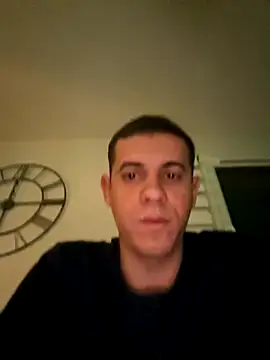 Snapshot of Xx_rvs_xX chatting on October 30, 8:31 pm Xx rvs xX online show from October 30, 8:31 pm