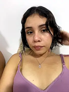 Snapshot of Nube_Azul1 chatting on December 3, 2:08 am Nube Azul1 online show from December 3, 2:08 am