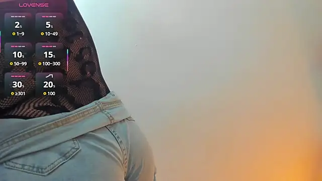 Snapshot of anastasia_cortez_ chatting on December 16, 3:00 am anastasia cortez online show from December 16, 3:00 am