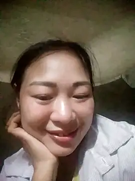 Snapshot of yeu-yeu chatting on October 29, 12:07 pm yeu-yeu online show from October 29, 12:07 pm