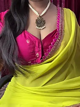 Snapshot of Ritika_janu chatting on November 17, 5:57 am Ritika janu online show from November 17, 5:57 am