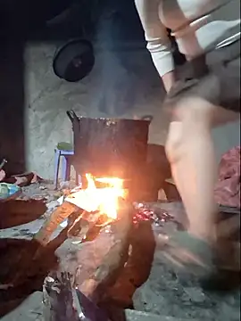 Snapshot of Phoena-a chatting on January 8, 10:28 am Phoena-a online show from January 8, 10:28 am