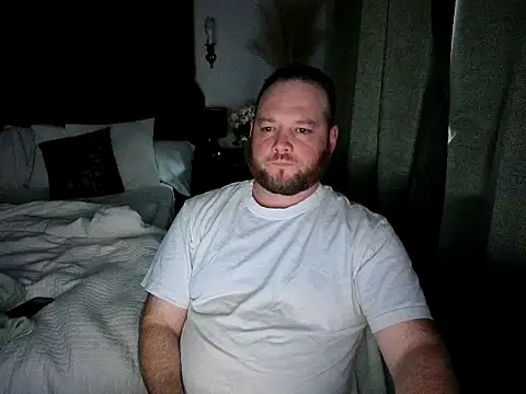 Snapshot of john_clarisa chatting on November 11, 6:57 am john clarisa online show from November 11, 6:57 am