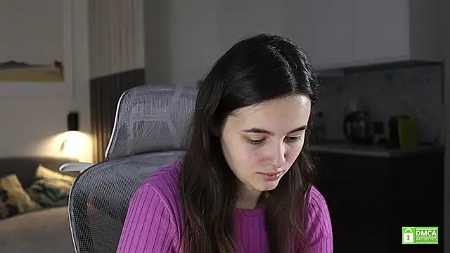 Snapshot of amelie_shine chatting on November 8, 11:21 am amelie shine online show from November 8, 11:21 am