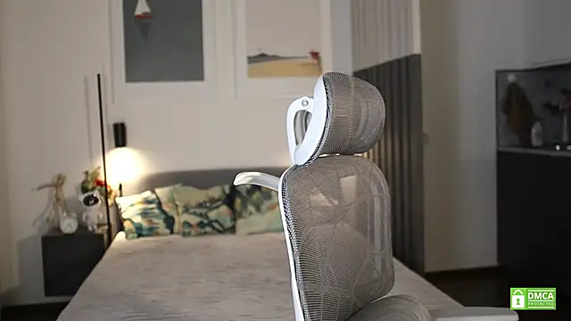 Snapshot of amelie_shine chatting on November 9, 12:47 pm amelie shine online show from November 9, 12:47 pm