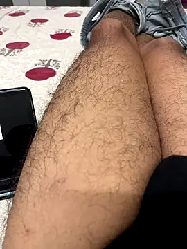 Snapshot of bitujd98 chatting on December 18, 4:02 pm bitujd98 online show from December 18, 4:02 pm