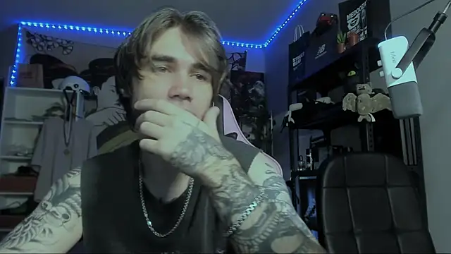 Snapshot of Go_V_Cs chatting on October 26, 9:48 am Go V Cs online show from October 26, 9:48 am