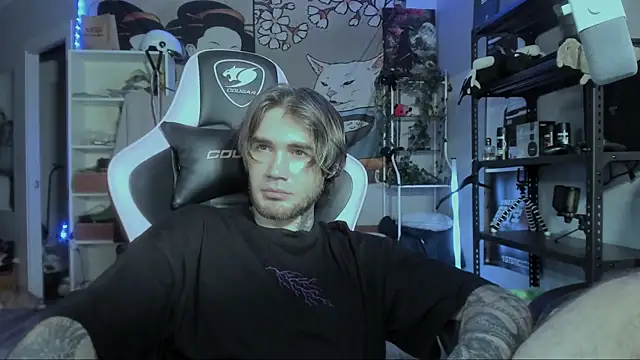 Snapshot of Go_V_Cs chatting on October 26, 10:58 pm Go V Cs online show from October 26, 10:58 pm