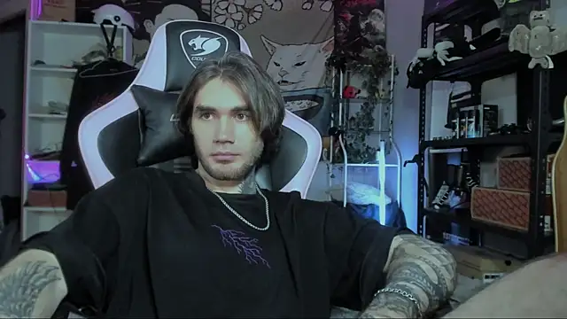 Snapshot of Go_V_Cs chatting on November 29, 2:31 pm Go V Cs online show from November 29, 2:31 pm