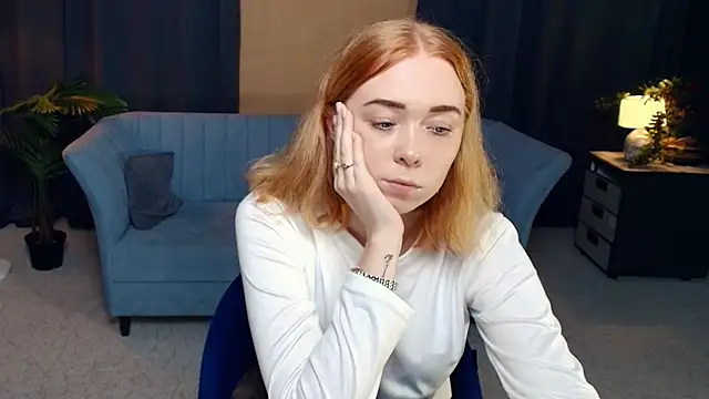 AddieOsler online show from November 15, 8:16 pm