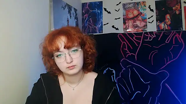 Snapshot of MissAriaa chatting on December 14, 7:58 am MissAriaa online show from December 14, 7:58 am