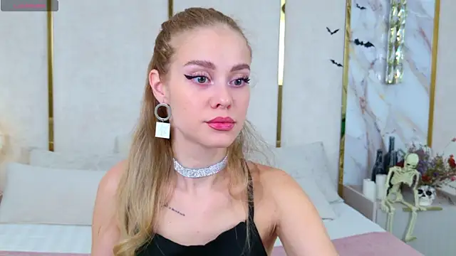 Snapshot of Rose_Masson chatting on November 1, 5:20 am Rose Masson online show from November 1, 5:20 am