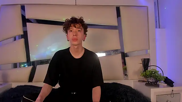 Snapshot of Genesis_ask chatting on November 29, 12:46 am Genesis ask online show from November 29, 12:46 am