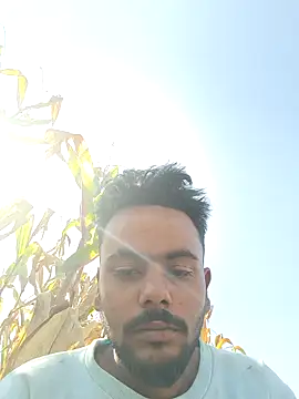 Snapshot of devil_boy_0909 chatting on November 12, 7:42 am devil boy 0909 online show from November 12, 7:42 am