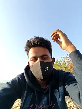 Snapshot of devil_boy_0909 chatting on December 1, 2:49 am devil boy 0909 online show from December 1, 2:49 am