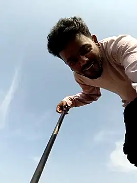 Snapshot of devil_boy_0909 chatting on December 2, 7:25 am devil boy 0909 online show from December 2, 7:25 am