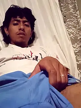 SkinniYamo online show from February 23, 4:43 am