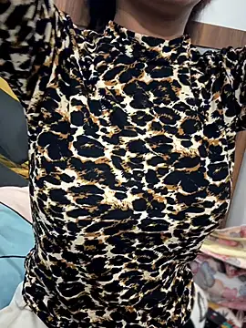 Snapshot of jeshmin_rao chatting on October 28, 10:56 pm jeshmin rao online show from October 28, 10:56 pm