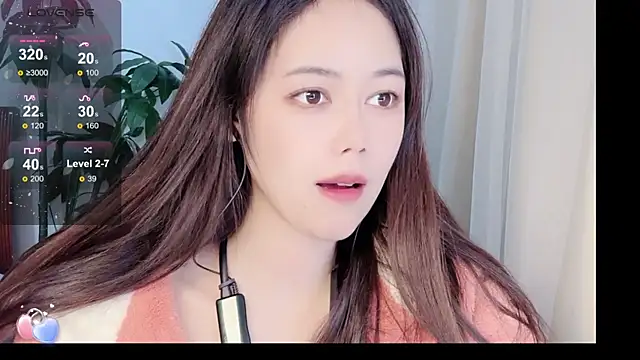 Snapshot of Tangt- chatting on November 18, 7:02 am Tangt- online show from November 18, 7:02 am