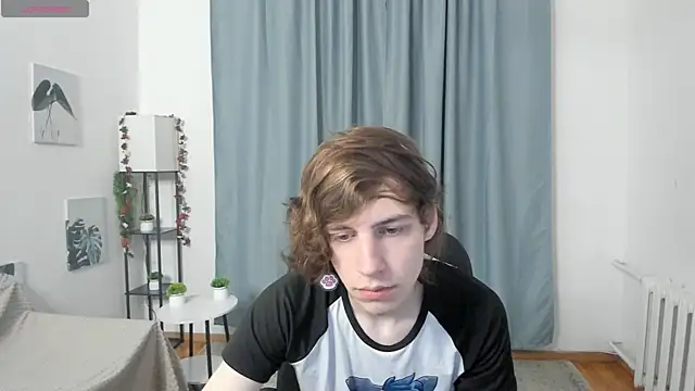 AvenGlow online show from December 15, 5:12 am