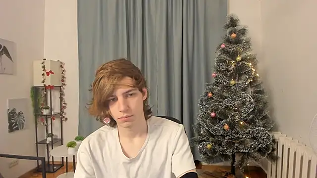 AvenGlow online show from December 21, 5:03 am