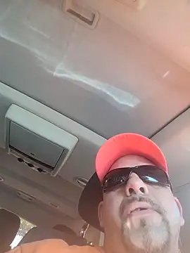 Tincho1051 online show from March 9, 1:15 pm