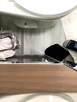 Snapshot of Coolshirt25 chatting on November 4, 7:07 am Coolshirt25 online show from November 4, 7:07 am