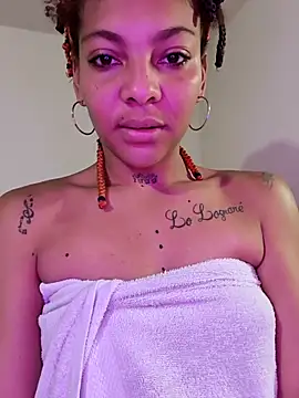 Snapshot of leona_sumiza chatting on November 4, 6:51 pm leona sumiza online show from November 4, 6:51 pm