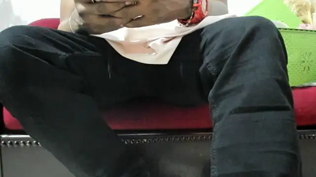 Snapshot of hathor__01 chatting on November 6, 3:51 am hathor 01 online show from November 6, 3:51 am