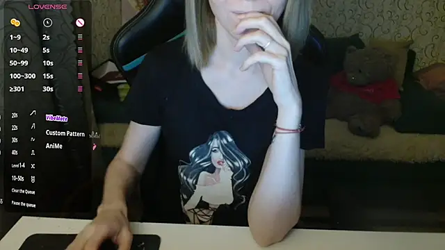 Snapshot of _Alisa_Allison_ chatting on October 28, 2:31 pm  Alisa Allison  online show from October 28, 2:31 pm