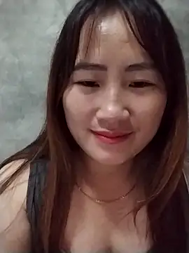 Snapshot of emini-xx chatting on November 17, 11:16 am emini-xx online show from November 17, 11:16 am