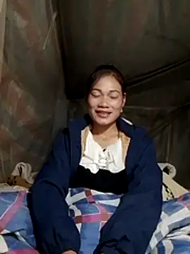 Snapshot of doggy-00 chatting on December 1, 9:31 pm doggy-00 online show from December 1, 9:31 pm