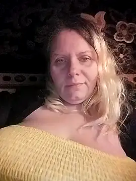 Snapshot of Lana-murr chatting on December 17, 10:05 pm Lana-murr online show from December 17, 10:05 pm