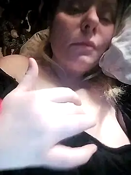 Snapshot of Lana-murr chatting on December 22, 8:17 pm Lana-murr online show from December 22, 8:17 pm