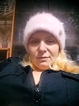 Snapshot of Lana-murr chatting on January 6, 11:58 am Lana-murr online show from January 6, 11:58 am