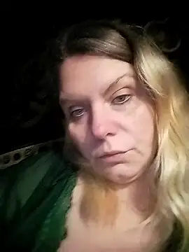 Snapshot of Lana-murr chatting on January 9, 8:21 pm Lana-murr online show from January 9, 8:21 pm