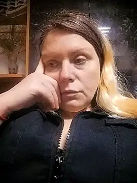 Snapshot of Lana-murr chatting on January 14, 8:42 am Lana-murr online show from January 14, 8:42 am